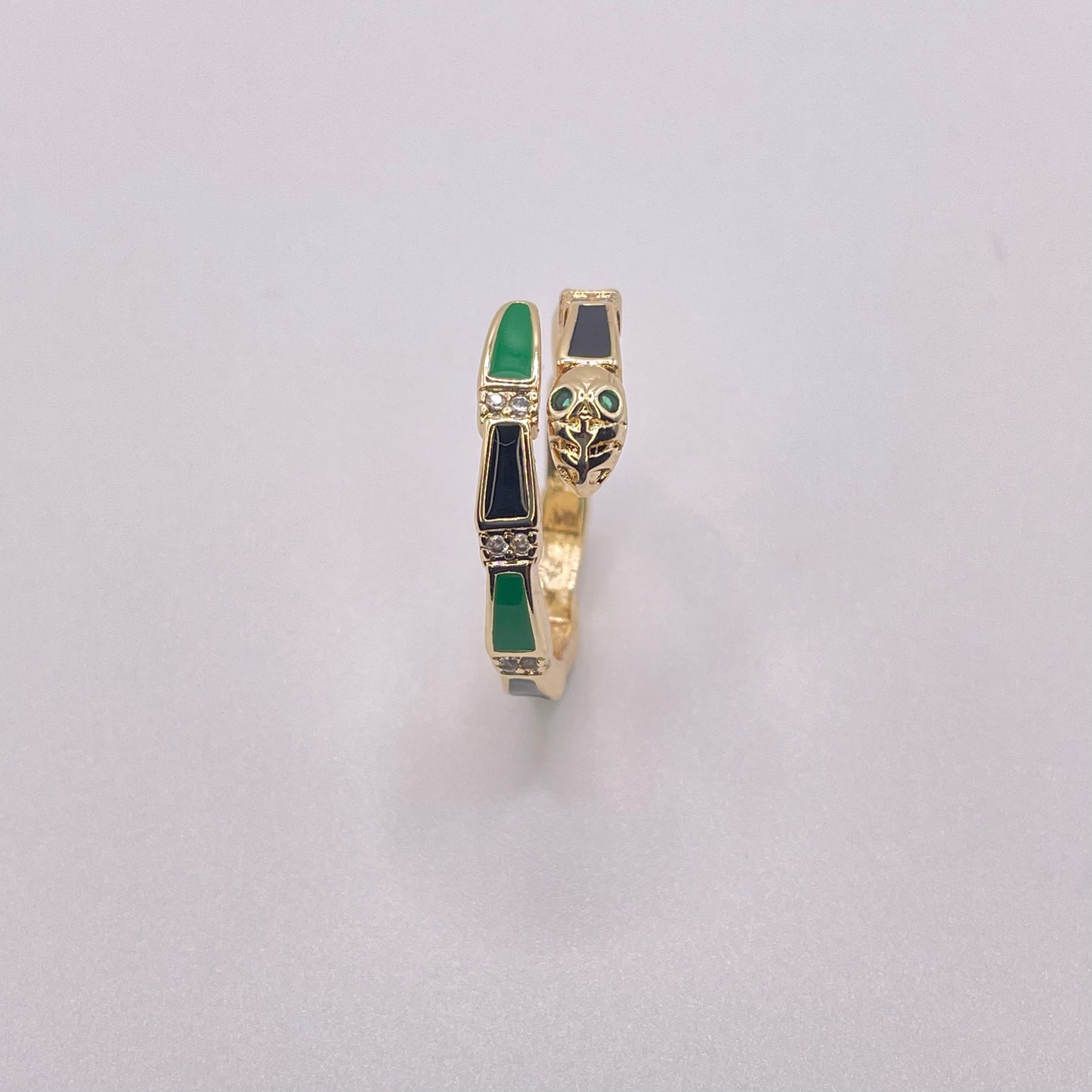 Gold snake ring - Black & Emerald front view