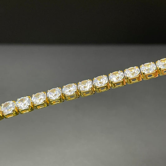 Glam gold bracelet close up