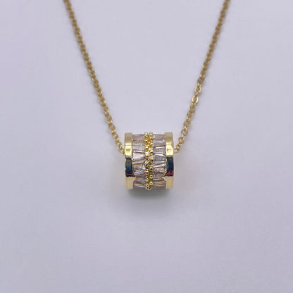 Beloved zircon necklace - Gold view from above