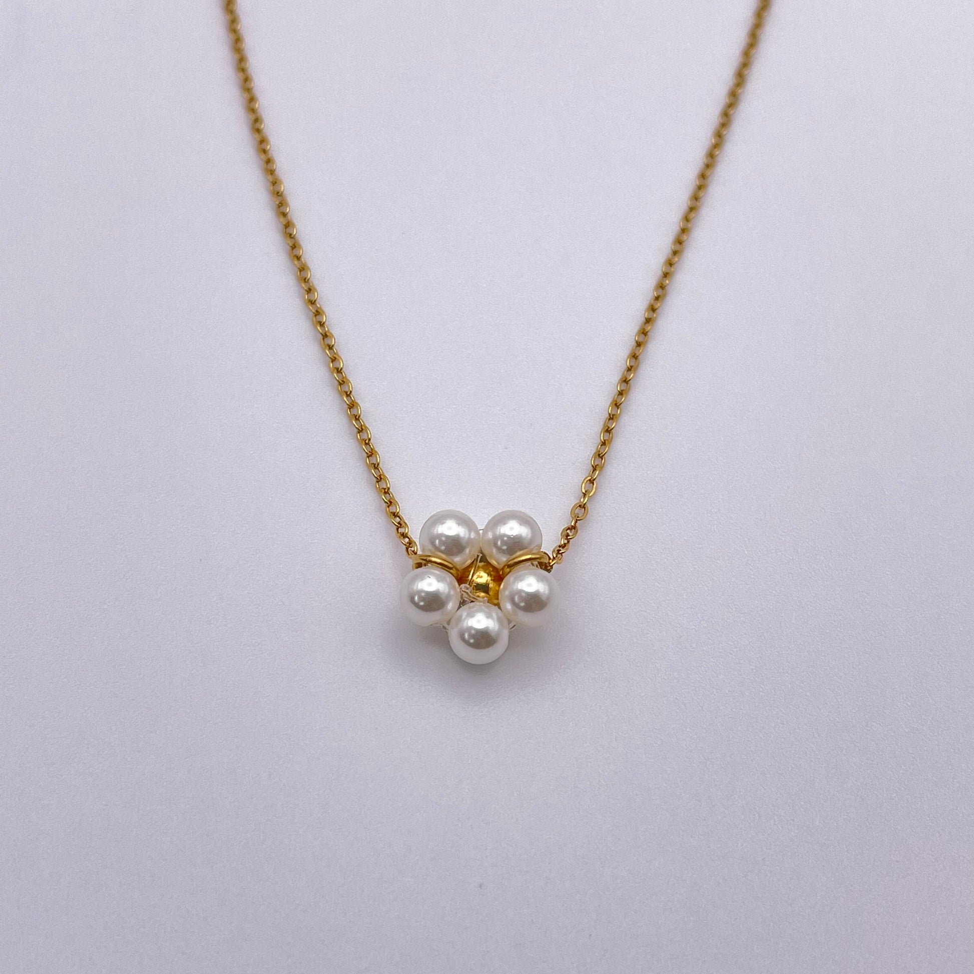 18K handmade pearl flower necklace - Gold from above