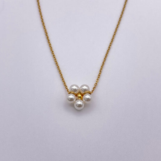 18K handmade pearl flower necklace - Gold from above