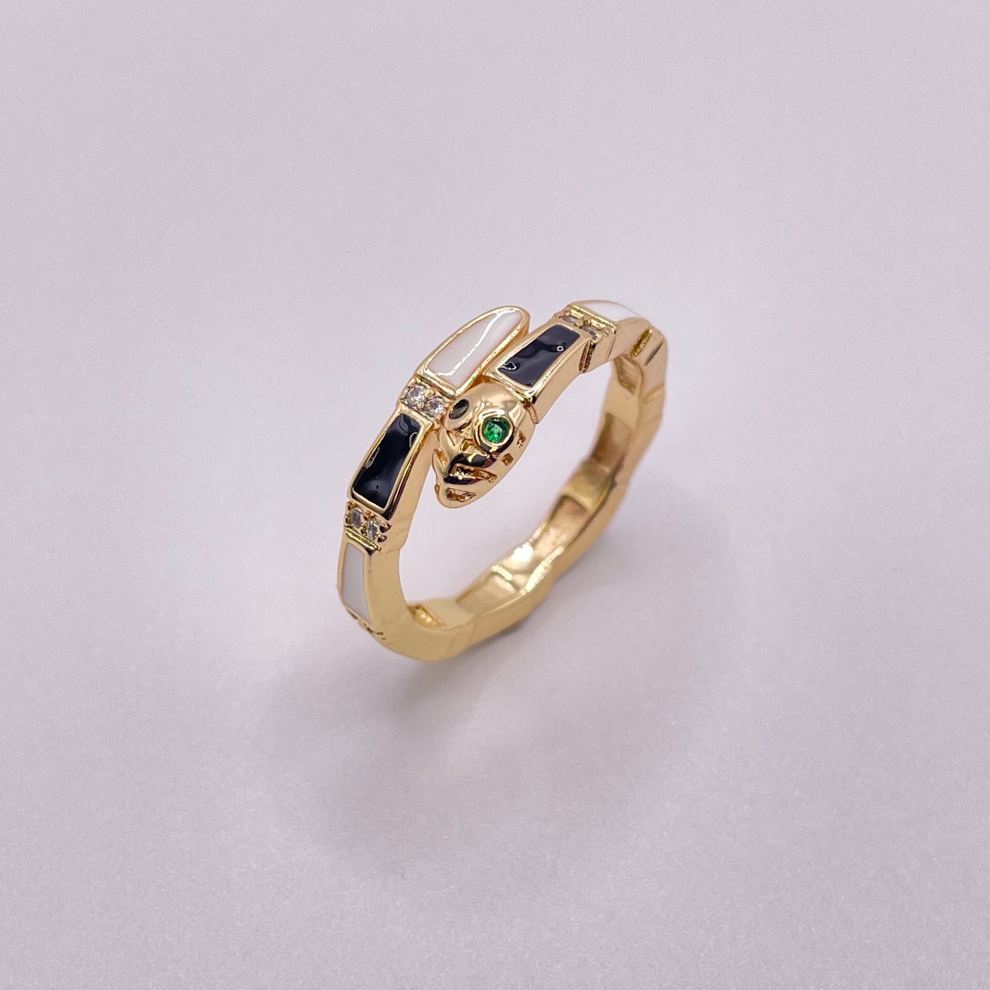 Gold snake ring - Black & Pearl White side view