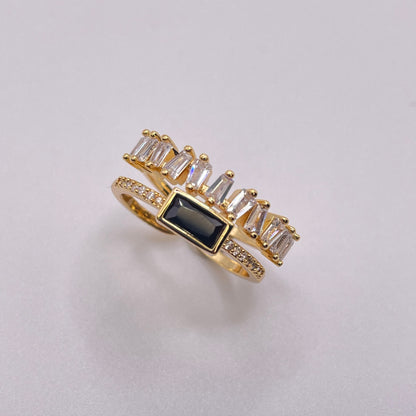 Baguette cut double gold ring - Jet black from above