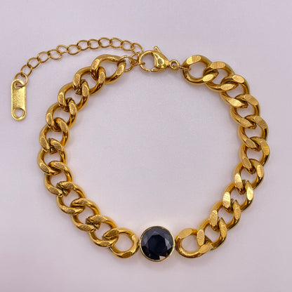 Chunky miami cuban bracelet - Gold view from above