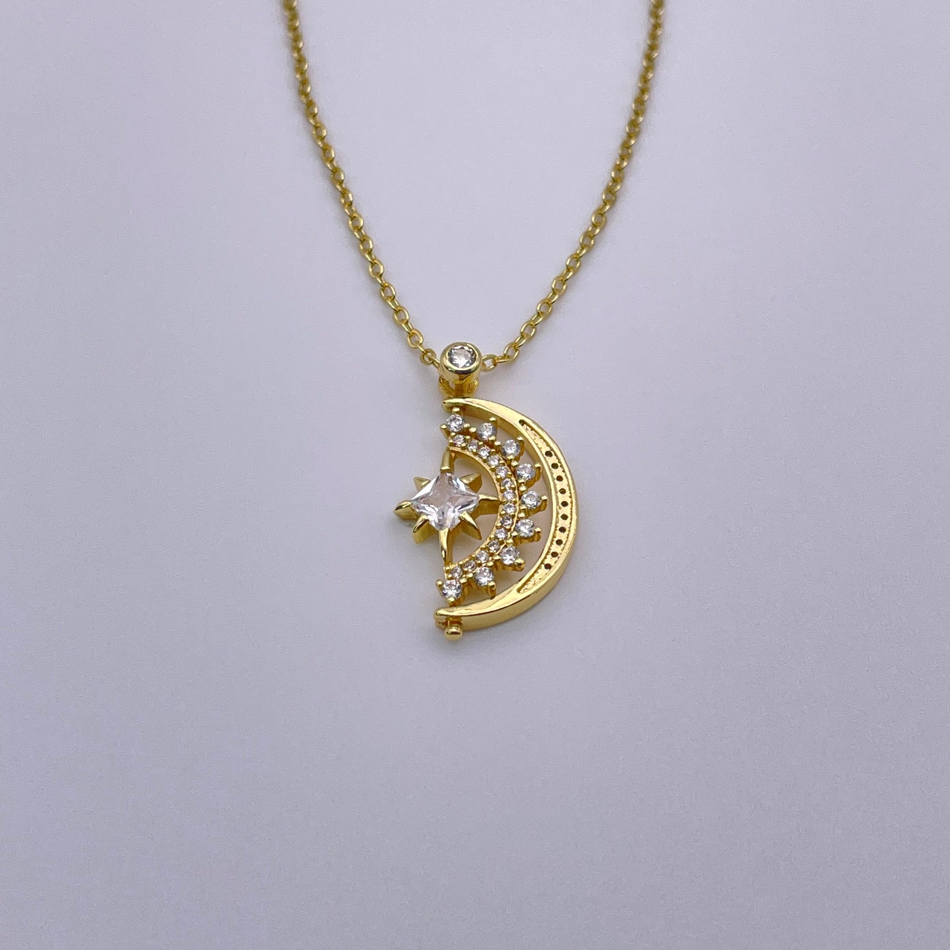 Star and crescent zircon necklace - Gold view from above