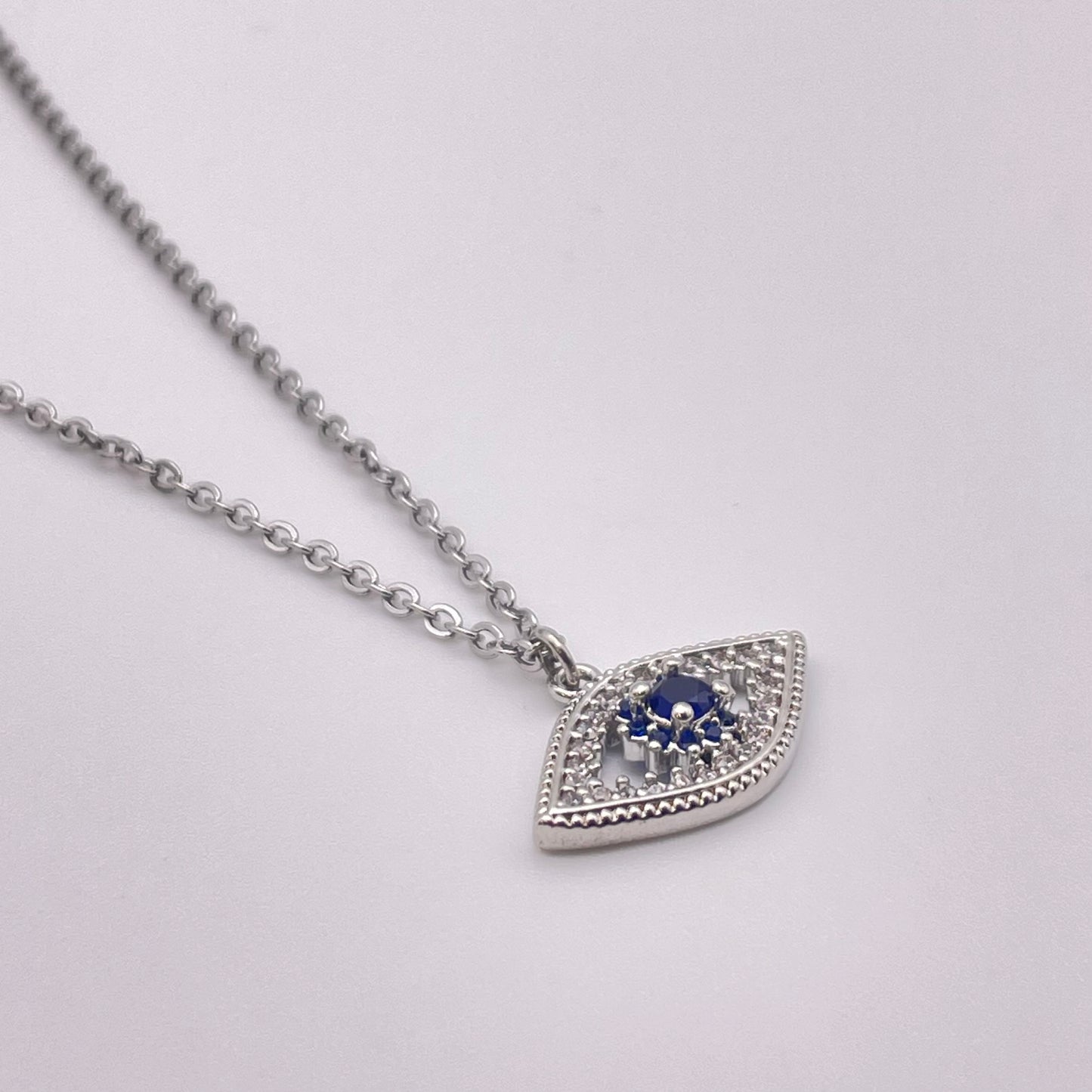 Evil eye necklace - Silver side view