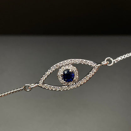 Evil eye bracelet - Silver close up