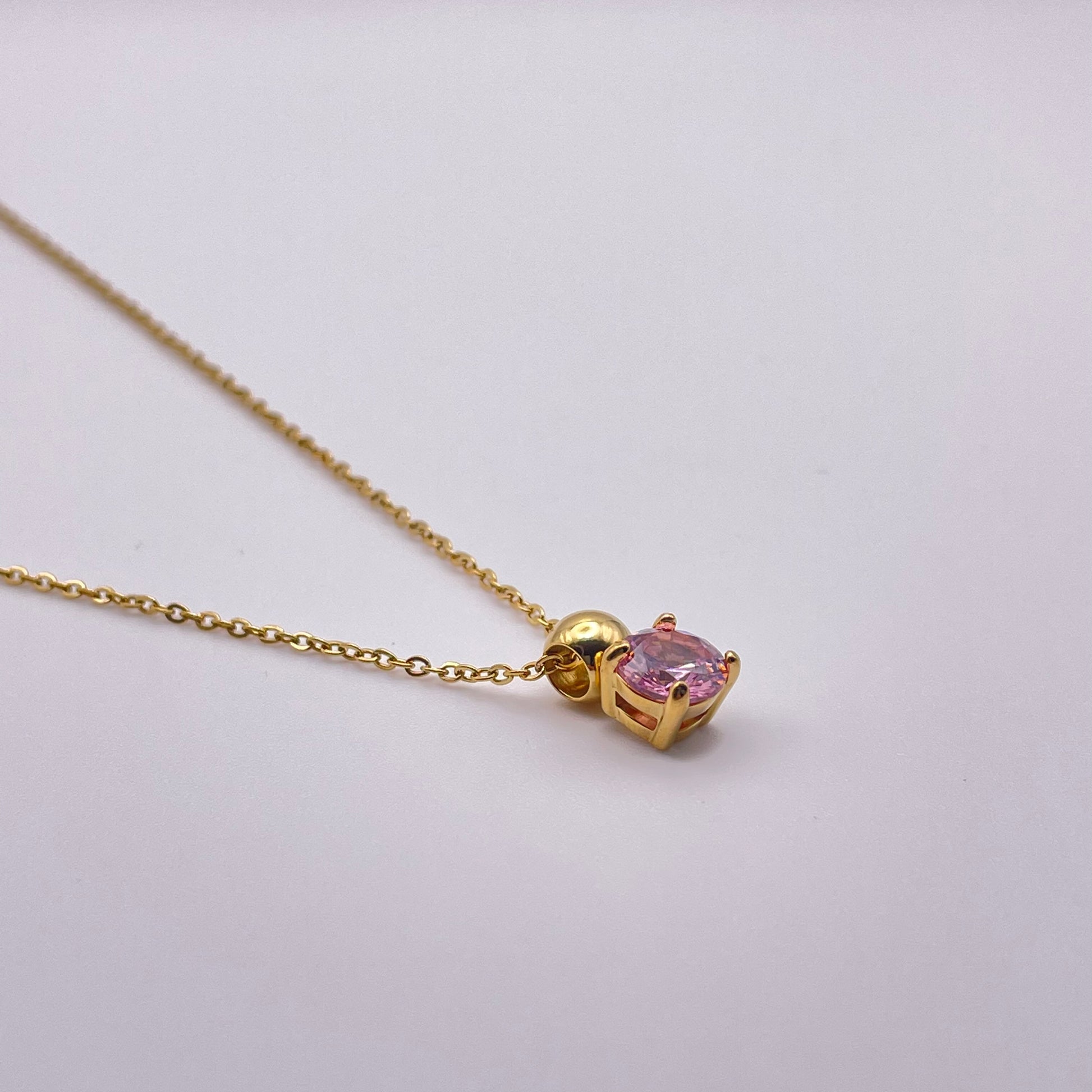 18K zircon pendant necklace - Pink from side