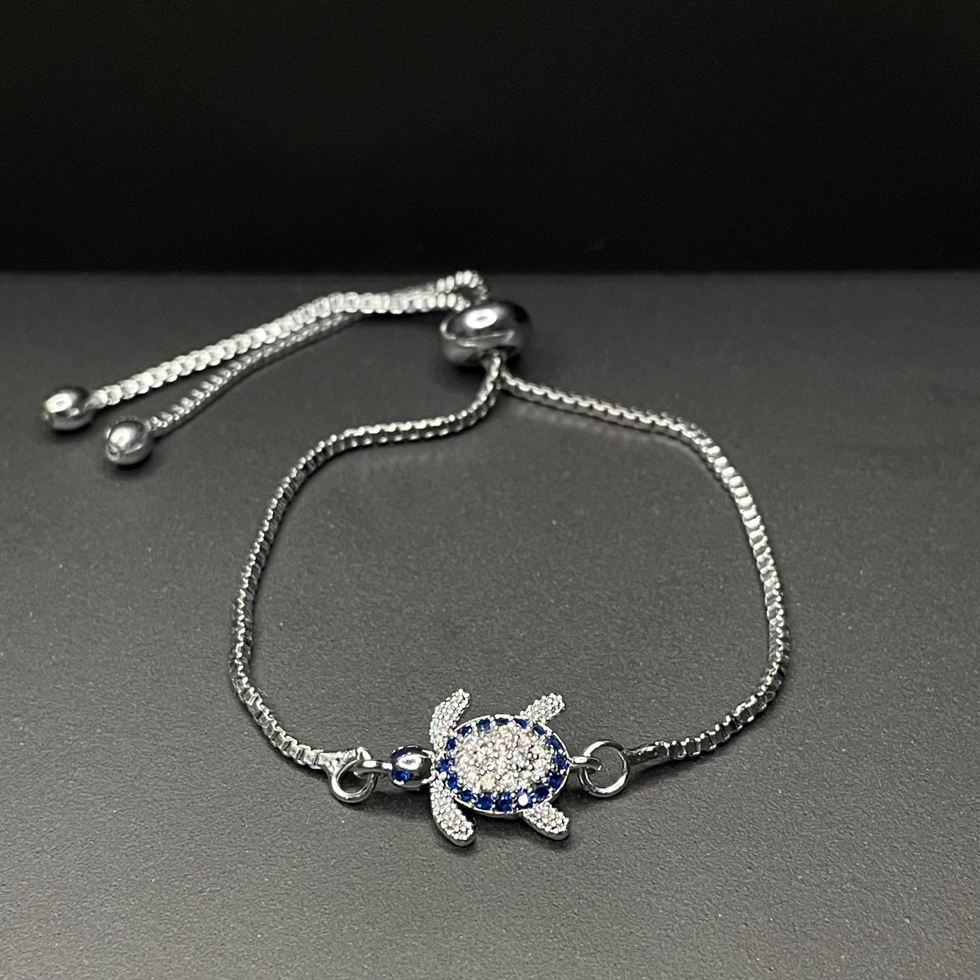 Turtle evil eye - Silver front view