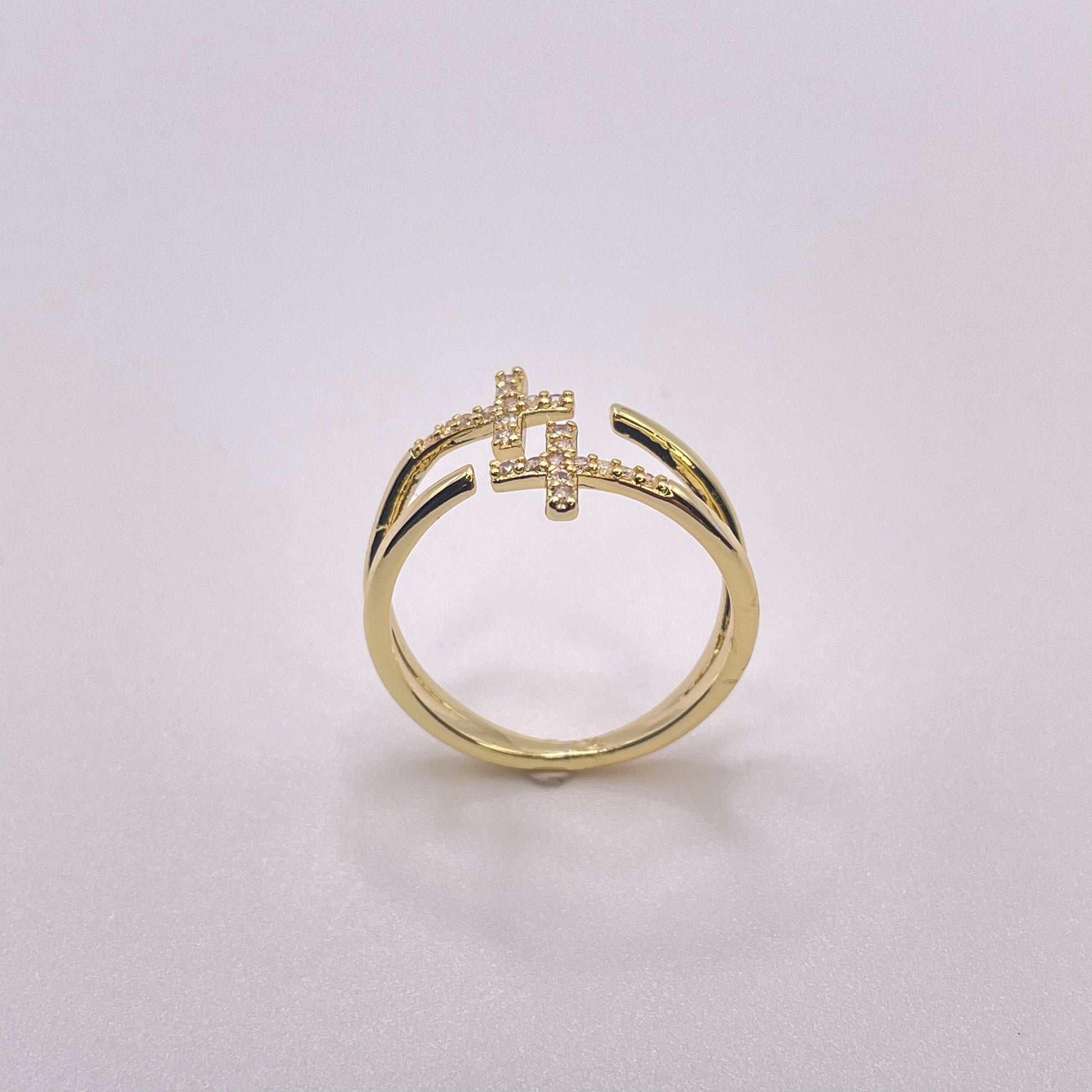 Double cross ring - Gold standing