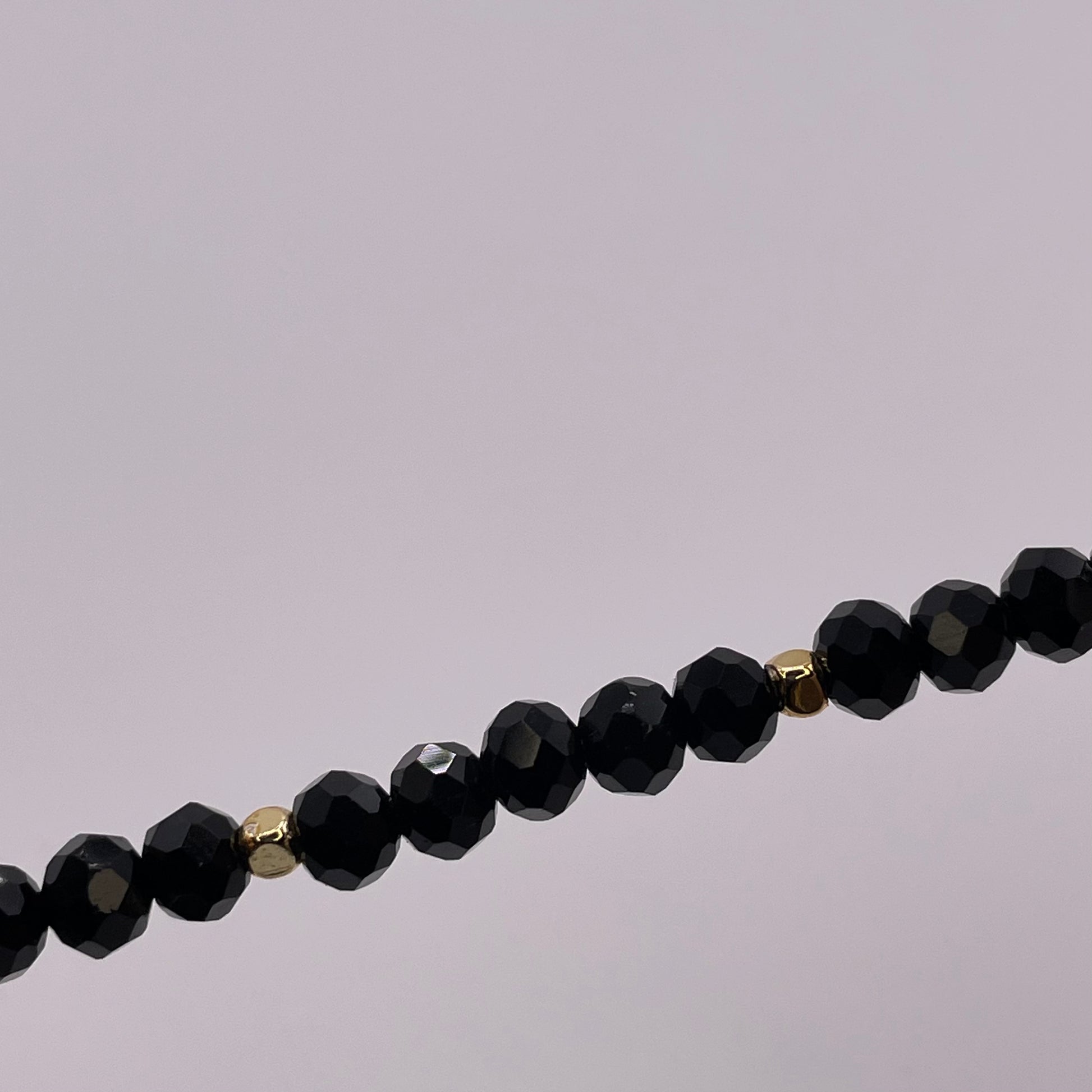 Bodrum bead bracelet - Black close up