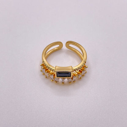 Baguette cut double gold ring - Jet black laying flat